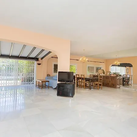 Puerto Banus Villa *